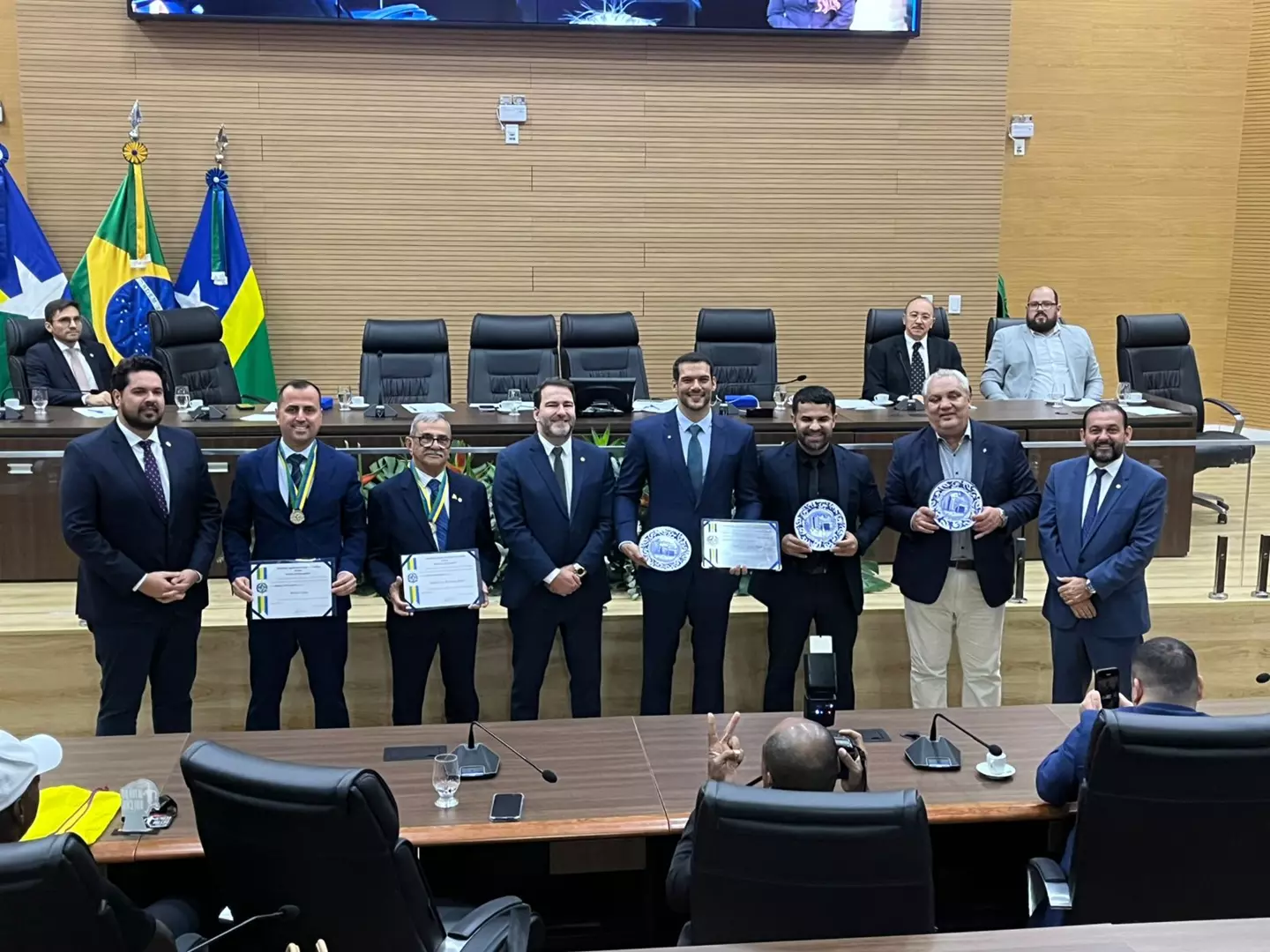 ALE Presta homenagens à Samir Xaud, Heitor Costa, Bruno Costa e ao ex-jogador Branco